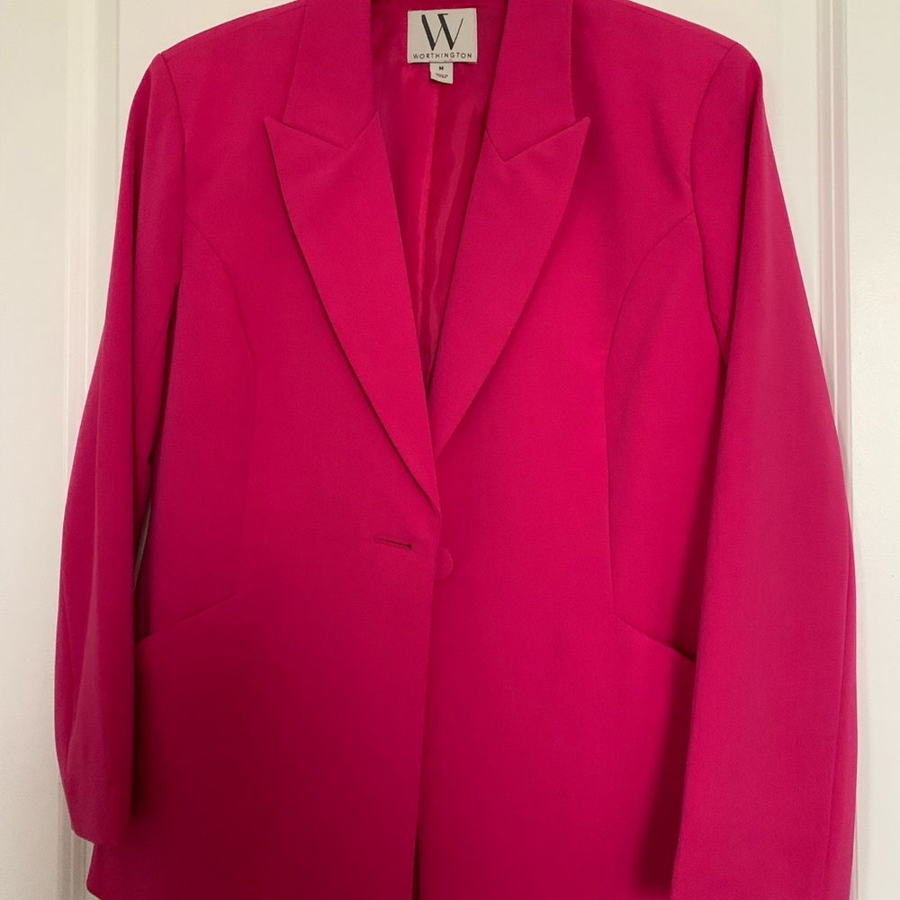Women's Gorgeous Bright Pink Blazer by Worthington size Medium